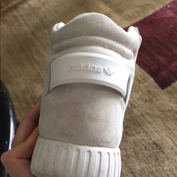 adidas shoes - Picture 3 of 4